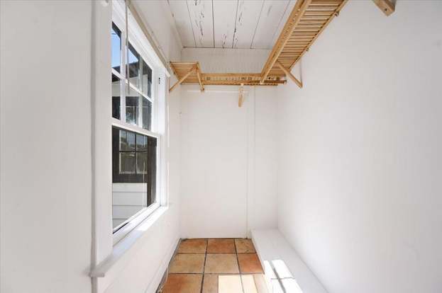 Building Photo - 301 Central Dr