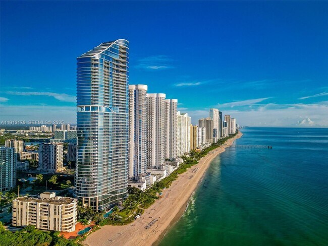 Building Photo - 15701 Collins Ave