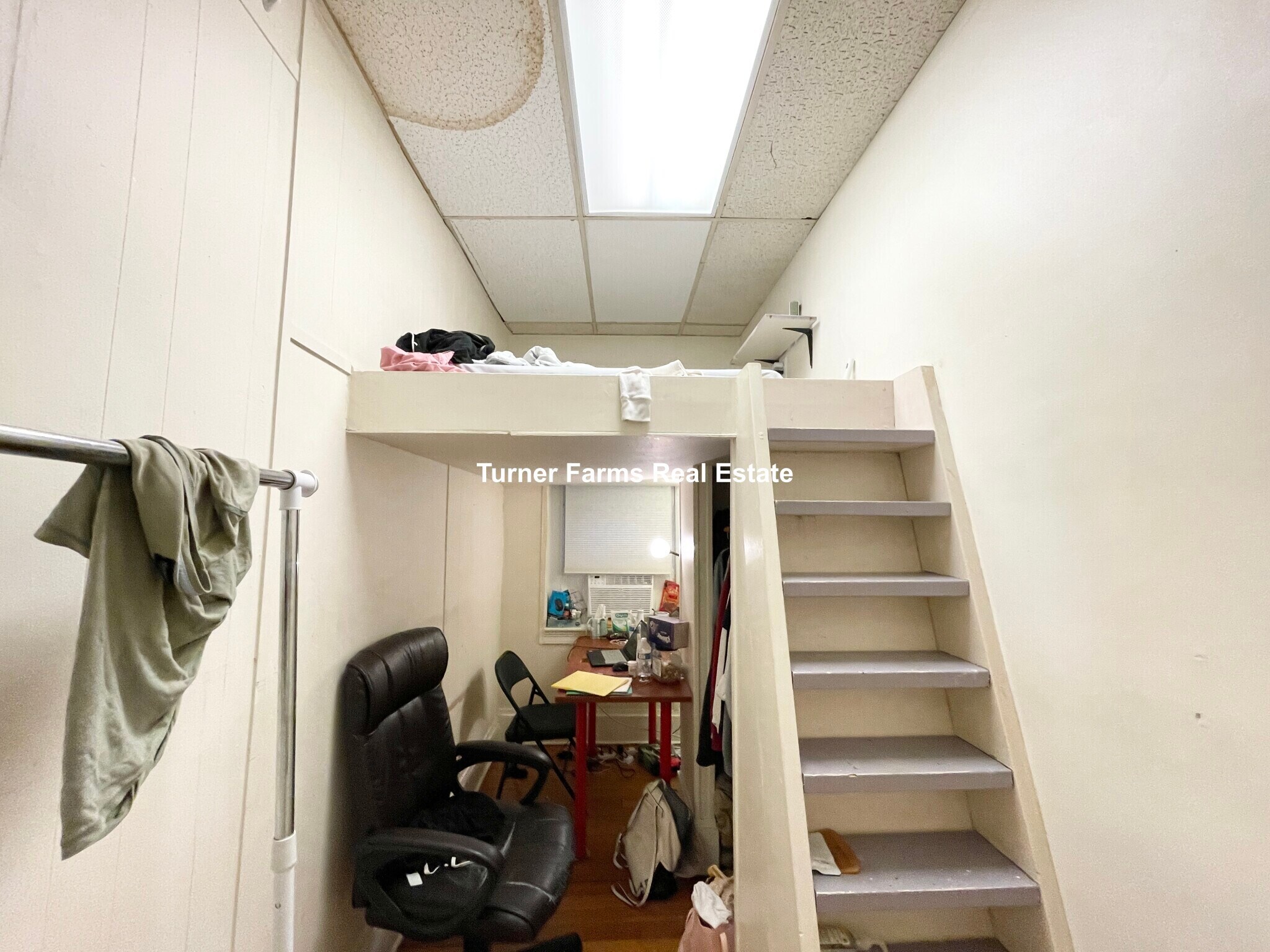 Building Photo - 17 Aberdeen St