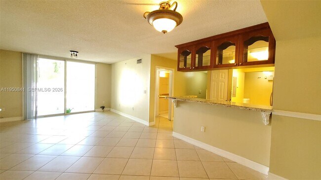 Building Photo - 577 SW 111th Ln