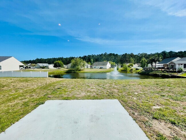 Building Photo - 3038 Regency Oaks Dr