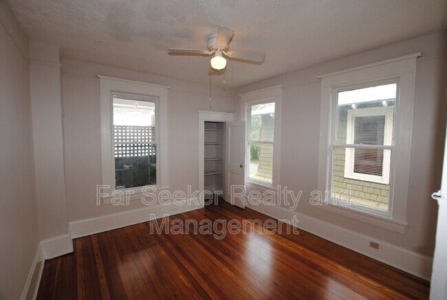 Building Photo - 1525 Osceola St