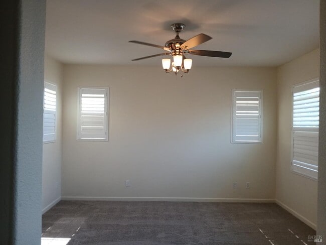 Building Photo - 2022 Verbena Dr