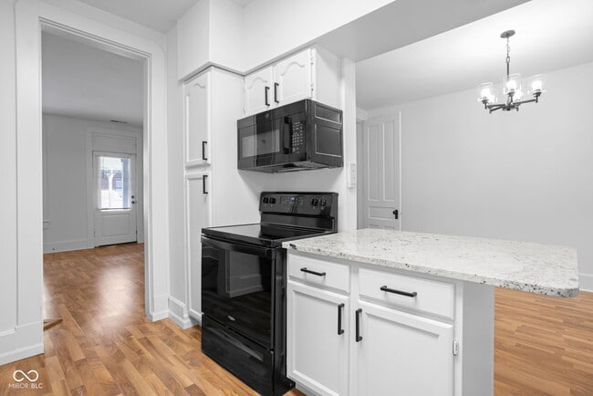 Building Photo - 1448 N Illinois St