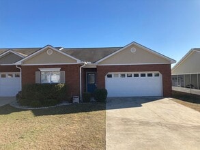 Building Photo - 138 Concord Ave