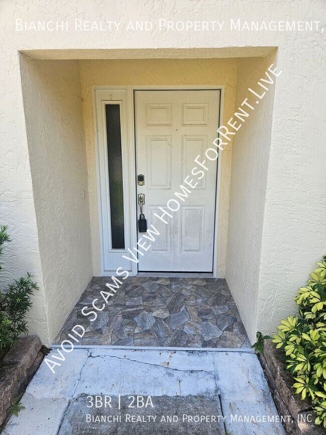 Building Photo - 2361 Bentley Dr