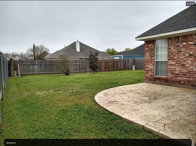 Building Photo - Move-in Ready 3 bed/ 2 bath home in North Bossier