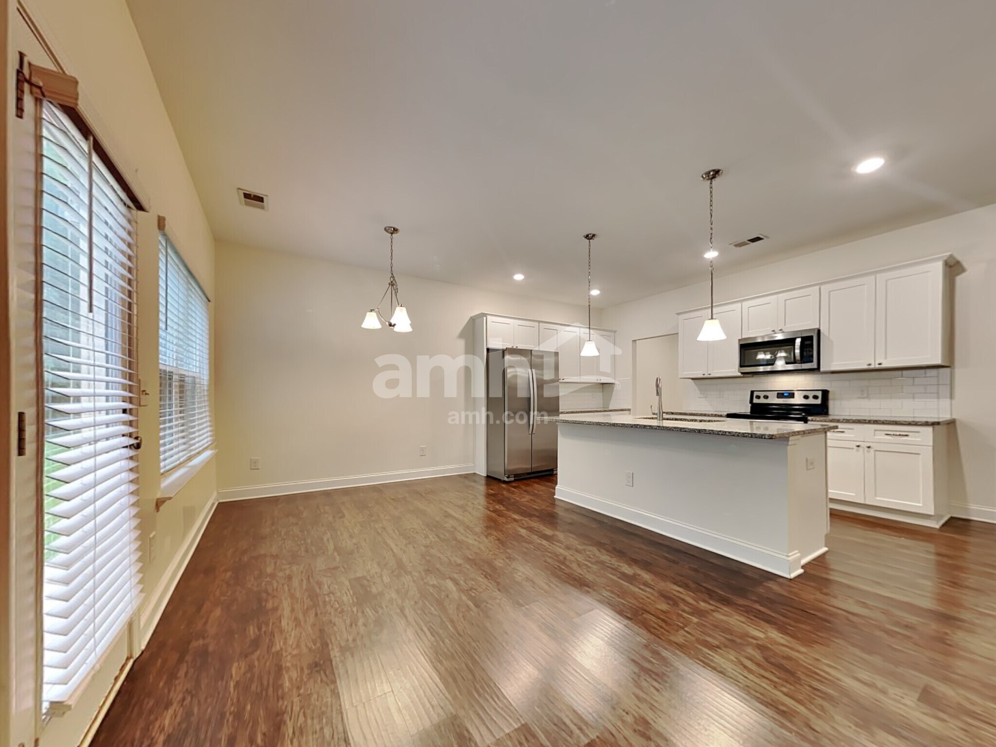 Building Photo - 174 Makenna Dr
