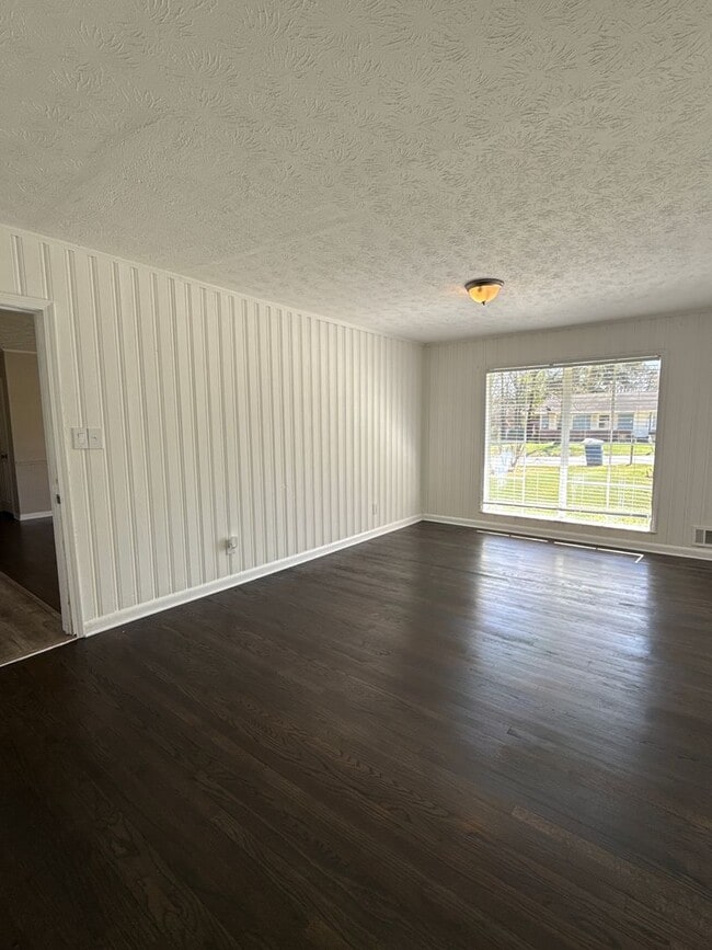 Building Photo - 3 Bed 2 Bath in Jonesboro! ***Get 50% Off Your First Month! Limited Time – Ends June!***