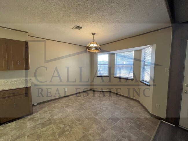 Building Photo - Sherwood 3 bedroom 2 bath