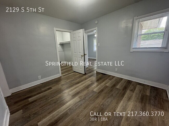 Building Photo - 2129 S 5th St
