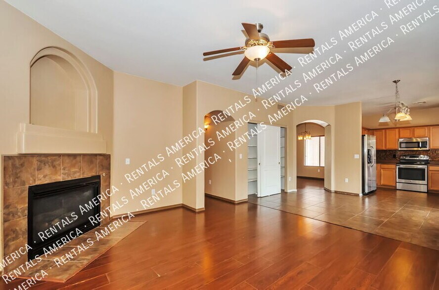 Building Photo - 60903 Silky Mane Dr