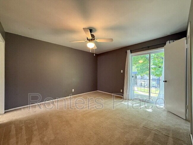 Building Photo - 6804 S Toledo Ave