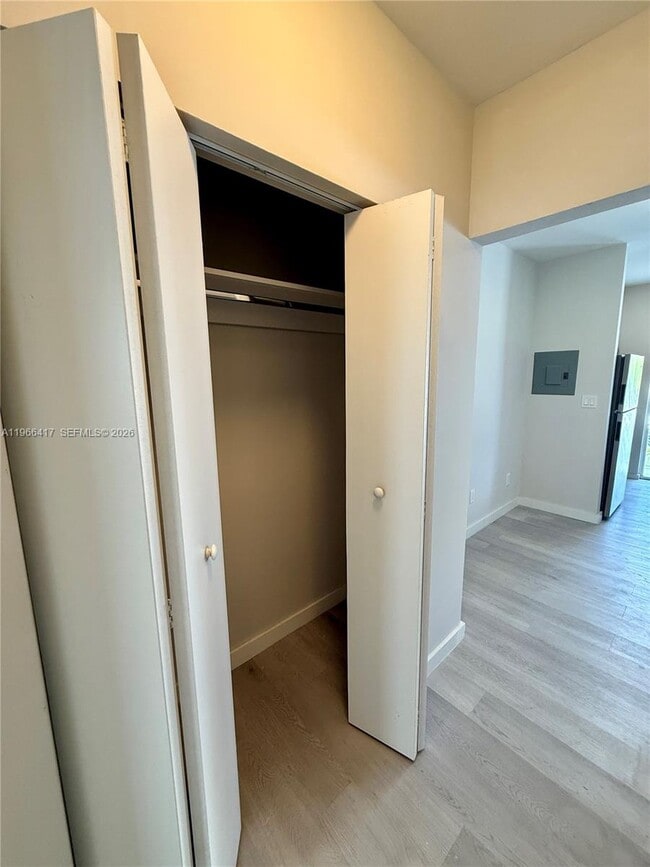 Building Photo - 1535 Michigan Ave