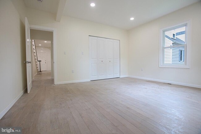 Building Photo - 119 Linden Ln