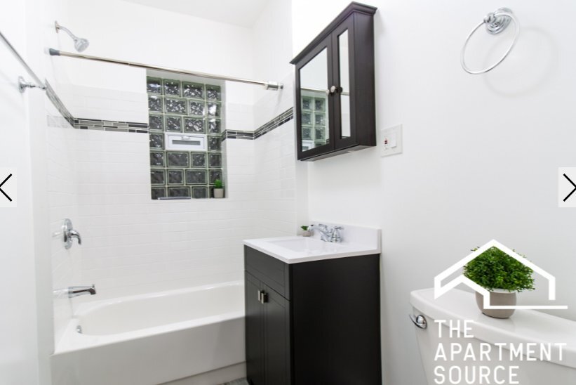 Building Photo - 1056 W Lill Ave