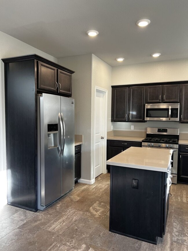 Building Photo - 790 Sarcinella Ct