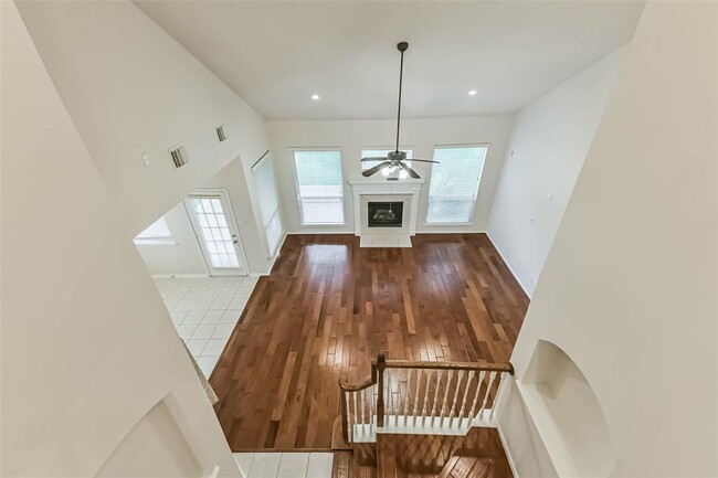 Building Photo - 12935 Bedford Falls Dr
