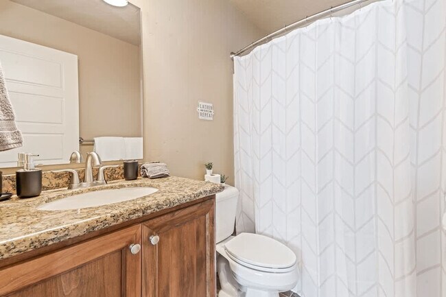 Building Photo - 2106 Ison Ct