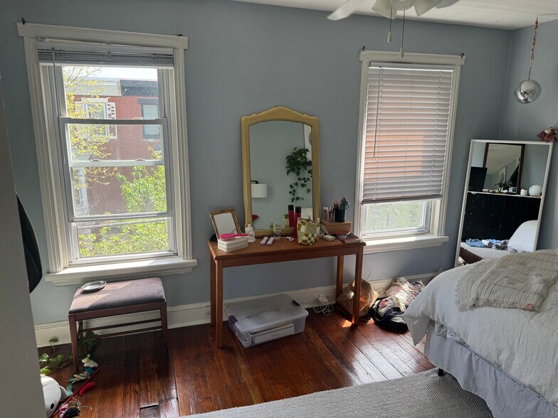 3rd floor bedroom - 1518 S 13th St