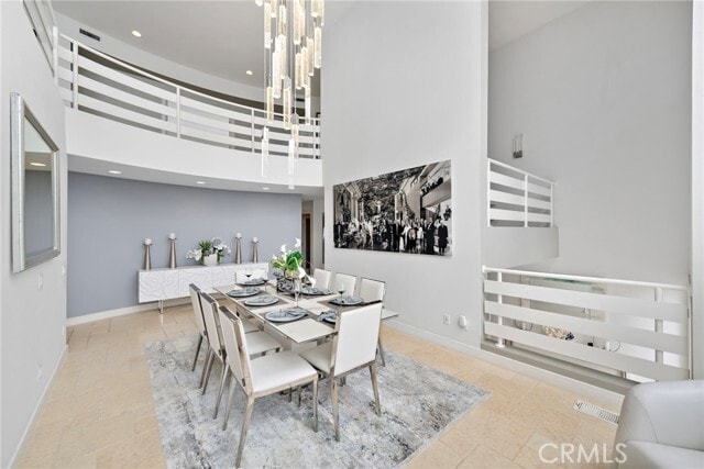 Building Photo - 1670 Del Mar Ave