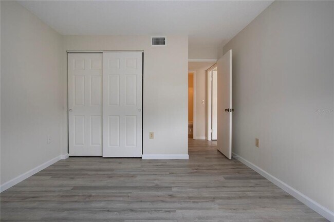 Building Photo - 3259 S Beneva Rd