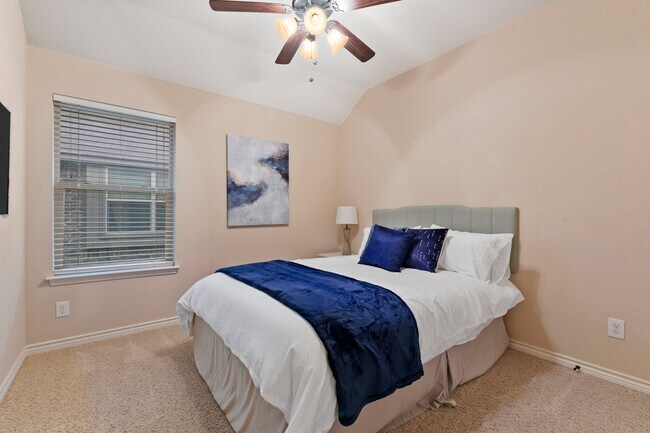 2nd Bedroom - 6004 Paddlefish Dr