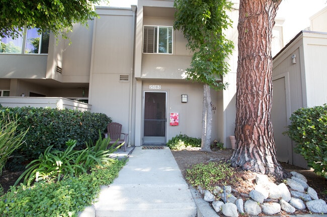 Building Photo - 2508 Arizona Ave