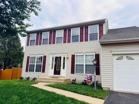 Front - 5943 Roth Ct
