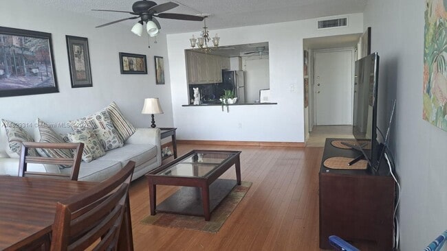 Primary Photo - 1301 NE Miami Gardens Dr