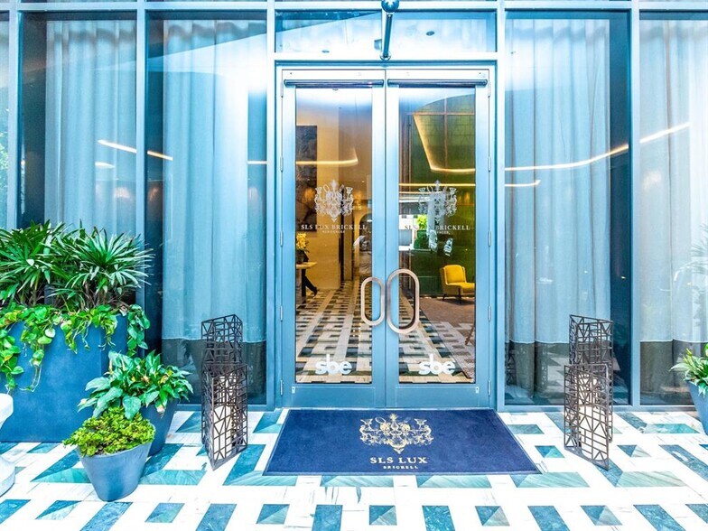 Building Photo - 805 S Miami Ave