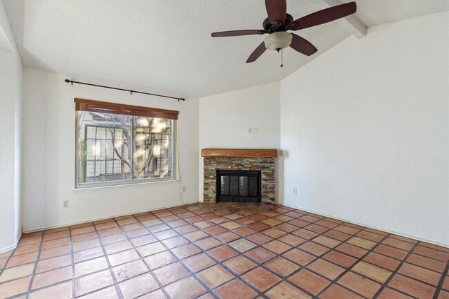 Building Photo - 8102 Treehouse Ln