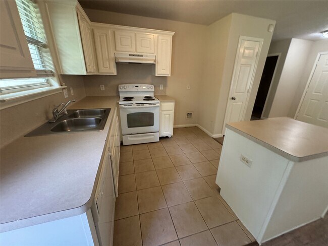 Building Photo - 4818 Comal River Loop