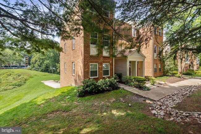 Building Photo - 10400 Parthenon Ct