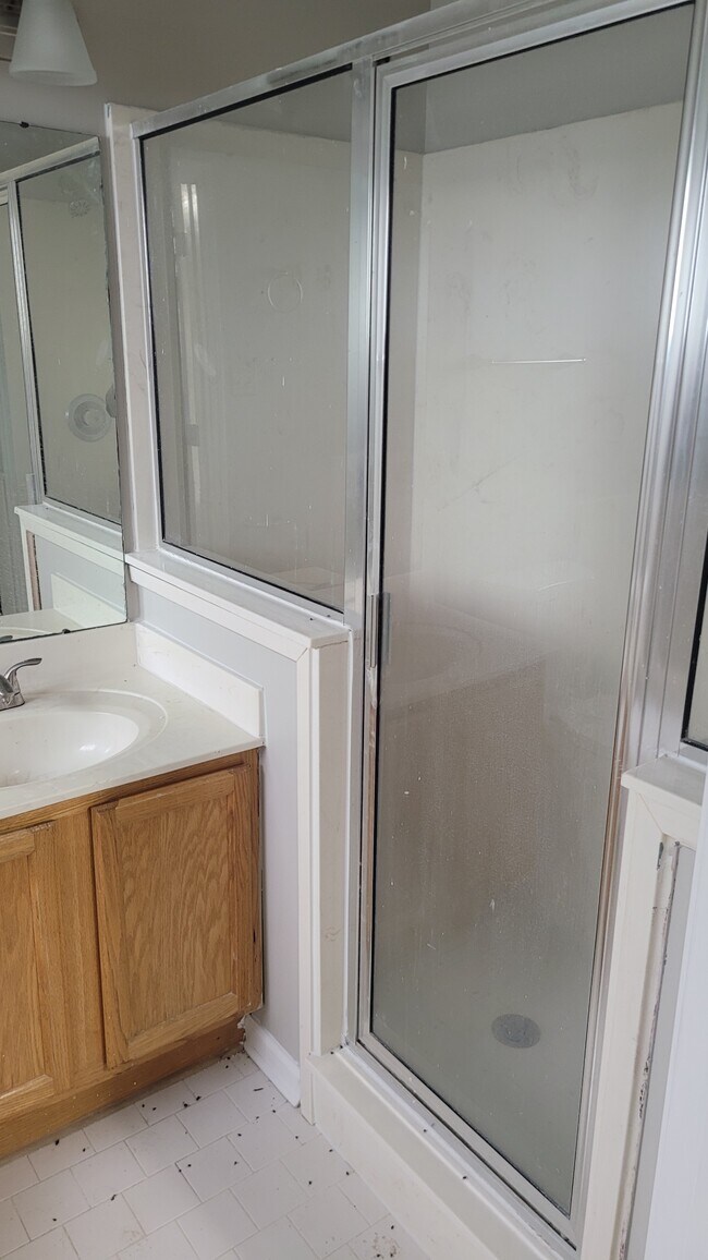 Building Photo - 7031 S Estacada Way