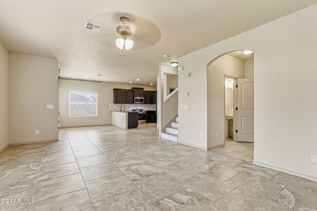 Building Photo - 3144 Hidden Creek Dr