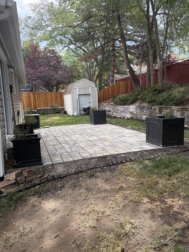 Building Photo - 3212 Hollyhock Hill