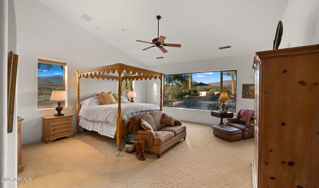 Building Photo - 5910 E Cielo Run S