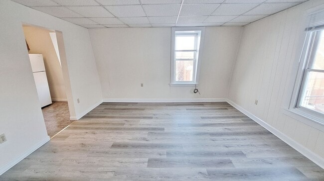 Building Photo - 46-50 W Middle