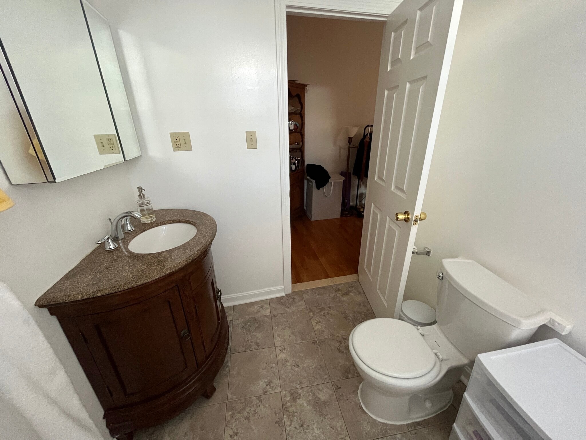 Building Photo - 514 Park Dr