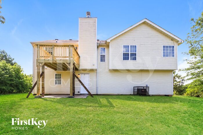 Building Photo - 3011 River Garden Rd