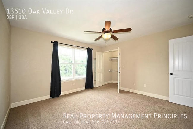 Building Photo - 13610 Oak Valley Dr
