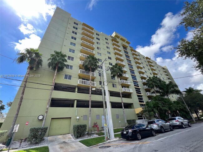 Building Photo - 816 NW 11th St