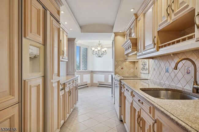 Building Photo - 1 Euclid Ave