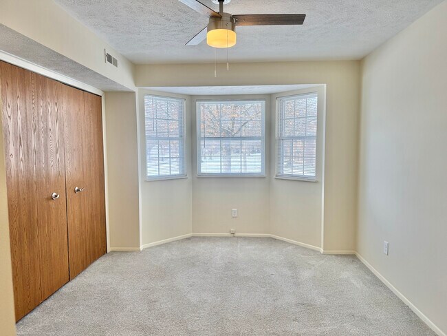 Building Photo - 1100 Tollis Pkwy