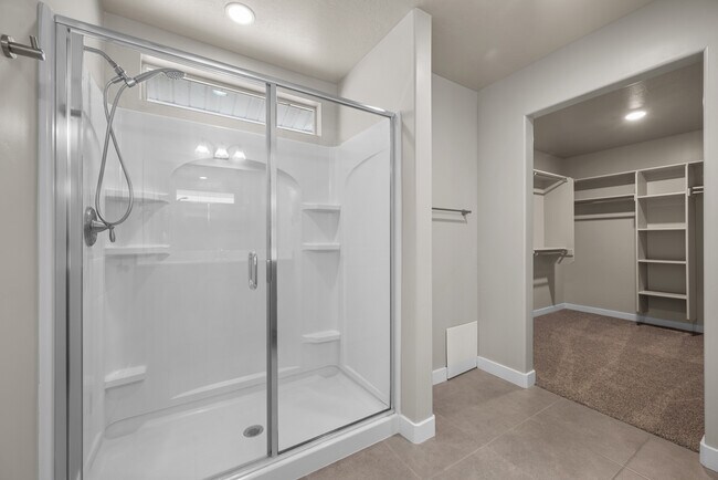 Building Photo - 554 S Church Dr