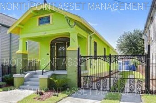 Primary Photo - Stunning Bywater house in Alvar