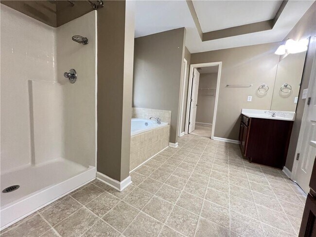 Building Photo - 9655 Durand Rd