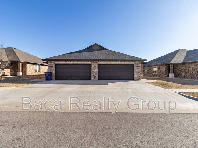 Building Photo - 1859 Post Oak Rd