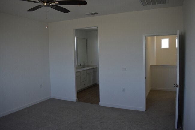 Building Photo - 1184 Atlantica Dr S